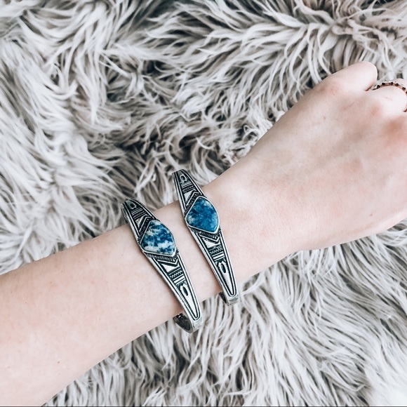 Bracelets with blue stones (set of 2) - Picture 3 of 3